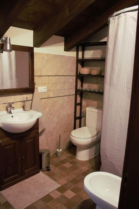 La Casa 44, Con Spa Opcional Sariego Екстериор снимка